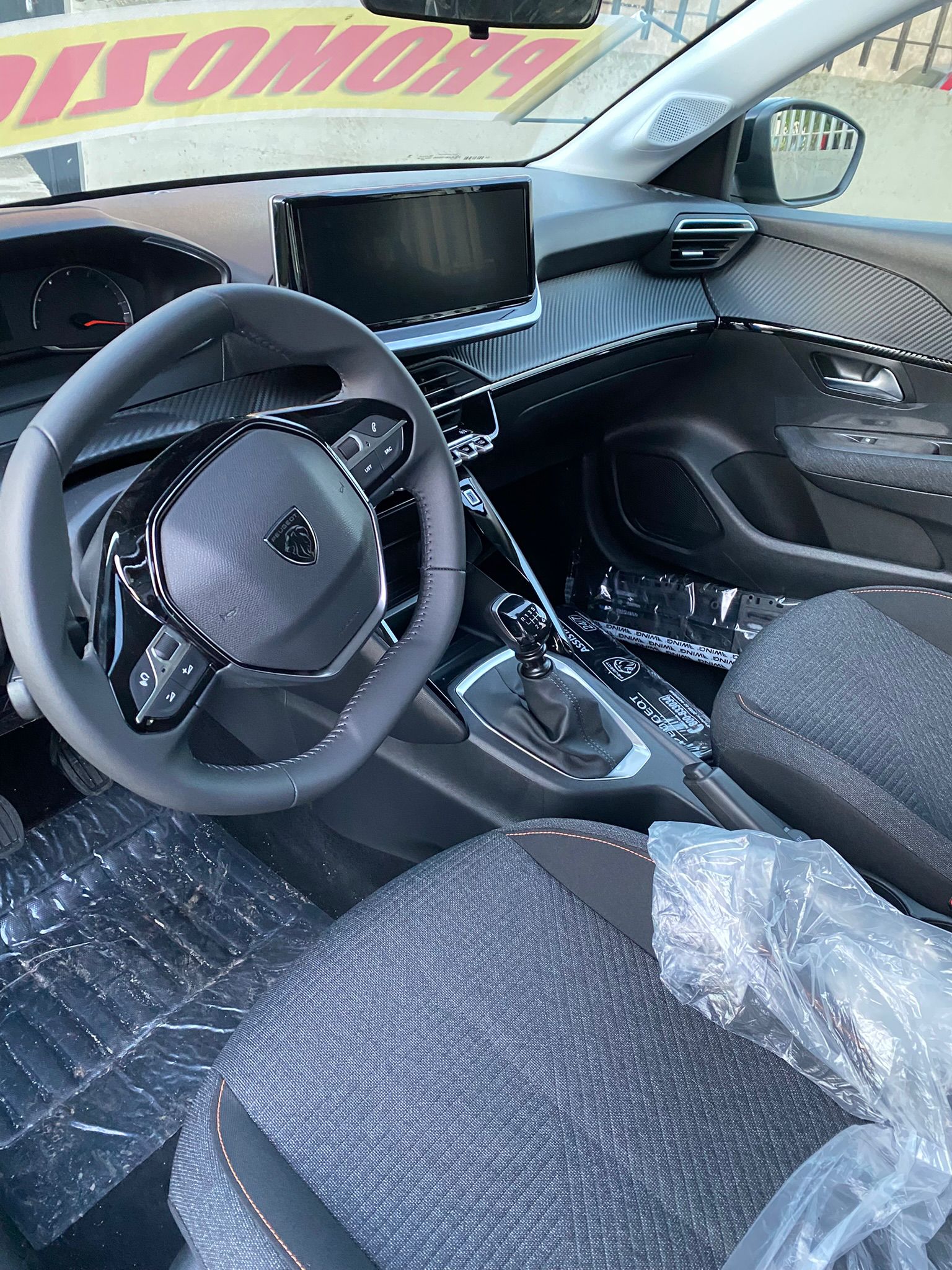 Peugeot 208 5P STYLE PureTech 100cv - Bianca - immagine 2