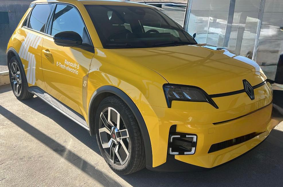 RENAULT 5 E-TECH ELECTRIC five