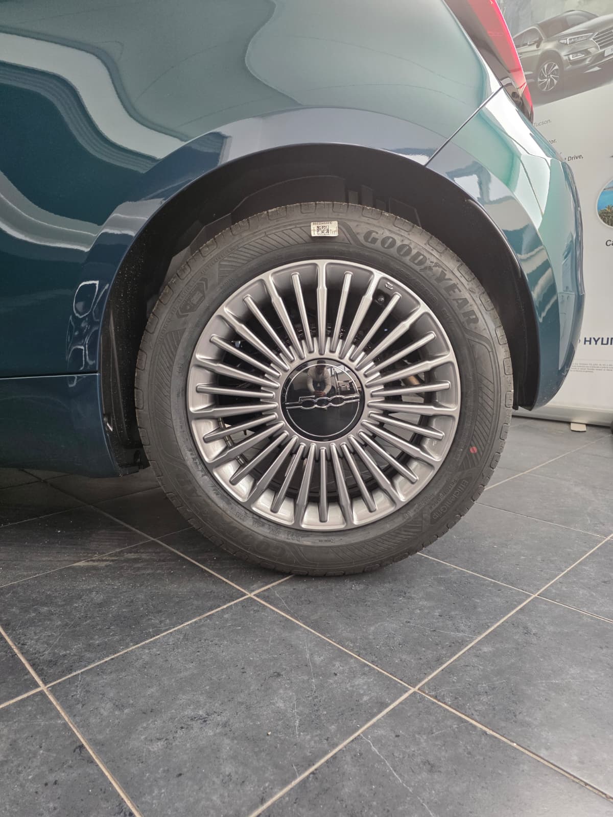Nuova Fiat 500 ibrida Torino - immagine 4