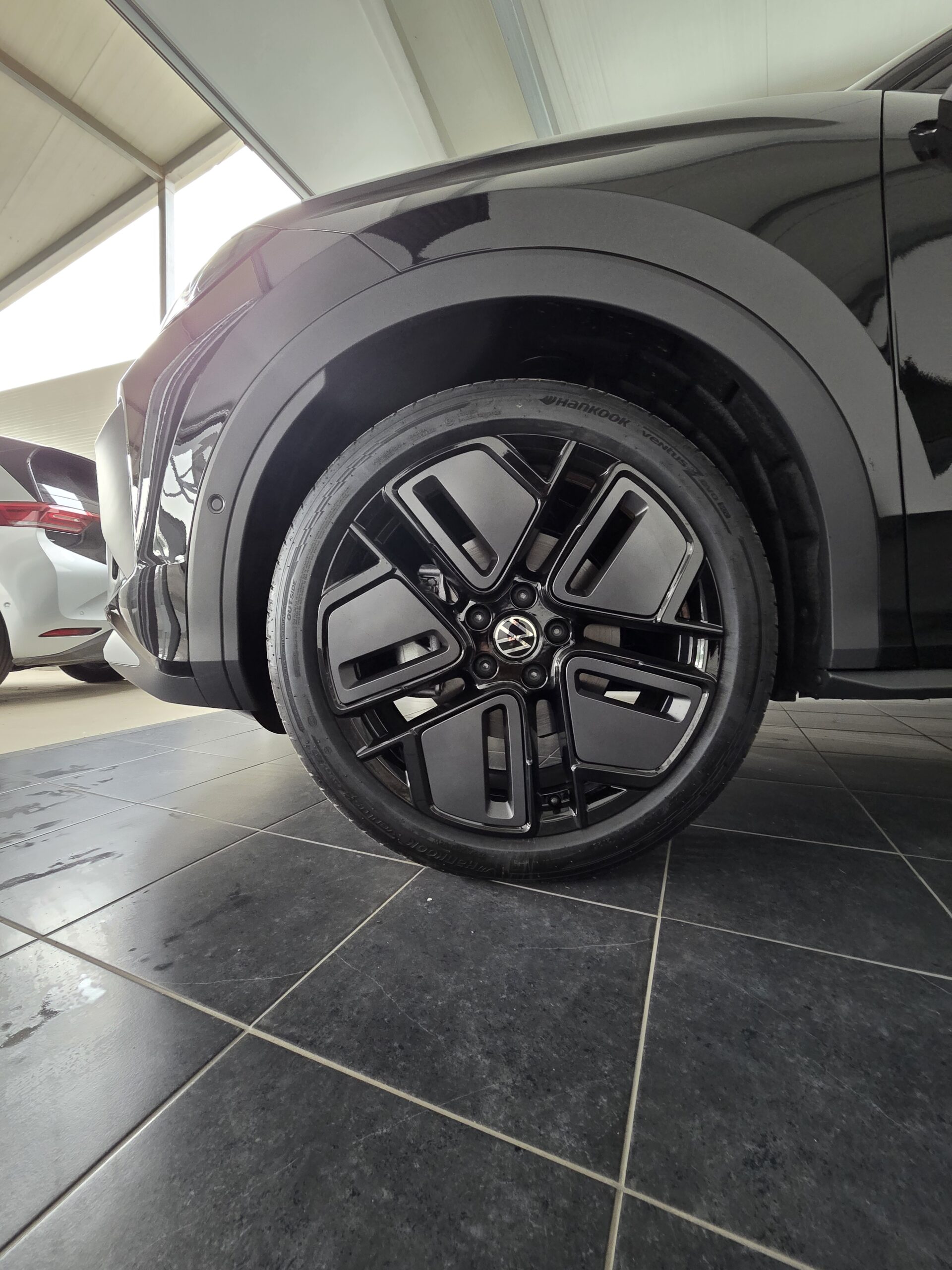 Volkswagen T-Roc nuovo modello R-Line del 2025/2026 - immagine 8